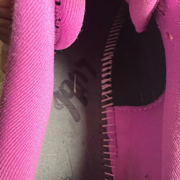 Size 9.5 US- Nike Women's Air Max 2014 Pink Black Running Athletic Training Shoe - Picture 11 of 11